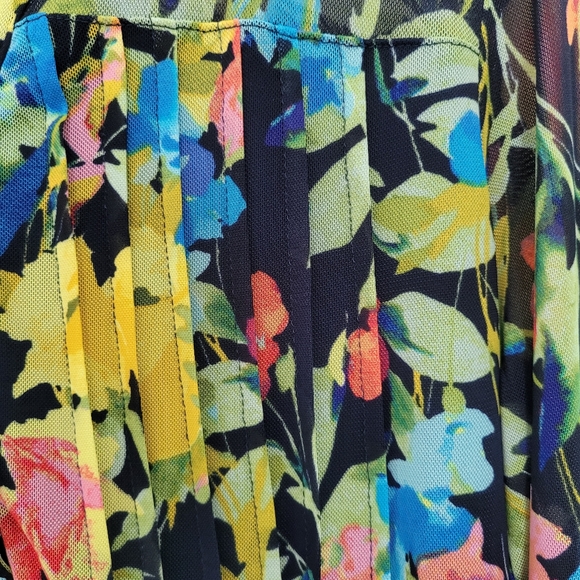 Roz & Ali Floral Multicolored Green Pink Yellow Blue Blouse with Buttons Large - Picture 5 of 8